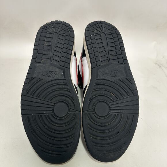 Nike Air Jordan 1 Retro High OG “Gym Red” 2019 - Picture 7 of 10